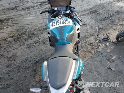 Zdjęcie 6 z 9 samochodu: 2021 KAWASAKI EX400 VIN:JKAEXKH13MDAC1717 - miniatura