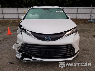 Piąte zdjęcie samochodu w środku: 2025 TOYOTA SIENNA XLE VIN:5TDJSKFC3SS166525 - miniatura