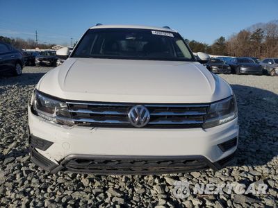 Piąte zdjęcie samochodu w środku: 2018 VOLKSWAGEN TIGUAN SE VIN:3VV3B7AX1JM041426 - miniatura