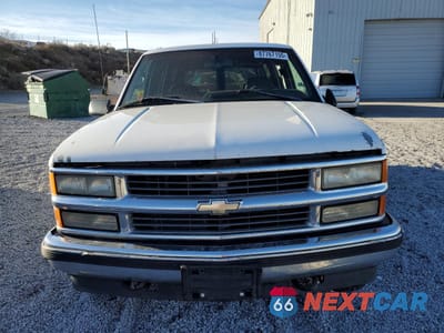 Piąte zdjęcie samochodu w środku: 1996 CHEVROLET TAHOE K1500 VIN:1GNEK13R4TJ316913 - miniatura