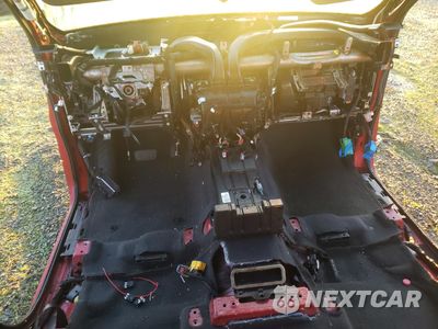 Zdjęcie 8 z 12 samochodu: 2022 GMC SIERRA K2500 DENALI VIN:1GT49REY5NF333230 - miniatura