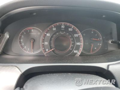 Zdjęcie 9 z 14 samochodu: 2017 HONDA ACCORD SPORT VIN:1HGCR2F55HA043306 - miniatura