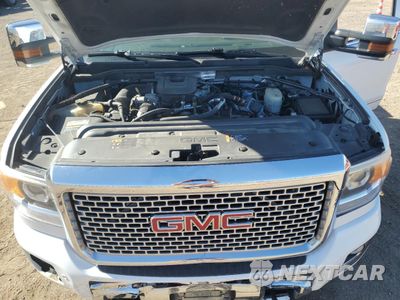 Zdjęcie 12 z 14 samochodu: 2015 GMC SIERRA K2500 DENALI VIN:1GT120E86FF675547 - miniatura