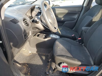 Zdjęcie 7 z 14 samochodu: 2015 MITSUBISHI MIRAGE DE VIN:ML32A3HJ8FH032521 - miniatura
