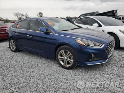 Czwarte zdjęcie samochodu z boku: 2018 HYUNDAI SONATA SPORT VIN:5NPE34AF2JH666711 - miniatura