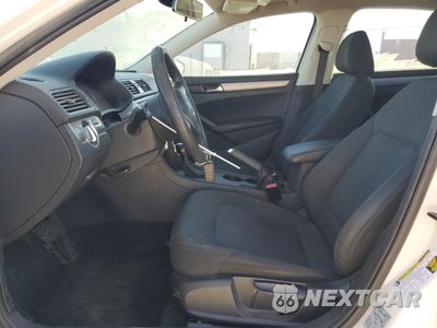 Zdjęcie 7 z 15 samochodu: 2012 VOLKSWAGEN PASSAT S VIN:1VWAP7A37CC010767 - miniatura