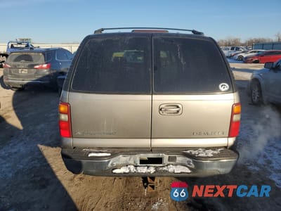 Zdjęcie 6 z 13 samochodu: 2000 CHEVROLET SUBURBAN K1500 VIN:3GNFK16T1YG119668 - miniatura