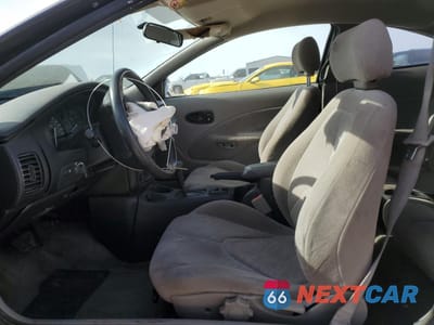 Zdjęcie 7 z 14 samochodu: 2002 SATURN SC2 VIN:1G8ZY12772Z164242 - miniatura