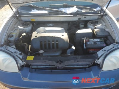 Zdjęcie 13 z 15 samochodu: 2003 HYUNDAI SANTA FE GL VIN:KM8SB12B43U384302 - miniatura