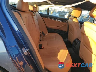 Zdjęcie 10 z 12 samochodu: 2021 BMW 530 XI VIN:WBA13BJ08MCF31196 - miniatura