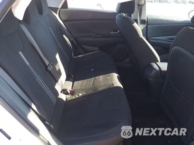 Zdjęcie 10 z 14 samochodu: 2022 HYUNDAI ELANTRA SEL VIN:5NPLM4AG2NH053734 - miniatura
