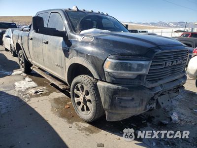 Czwarte zdjęcie samochodu z boku: 2019 RAM 3500 LARAMIE VIN:3C63R3EL0KG625446 - miniatura