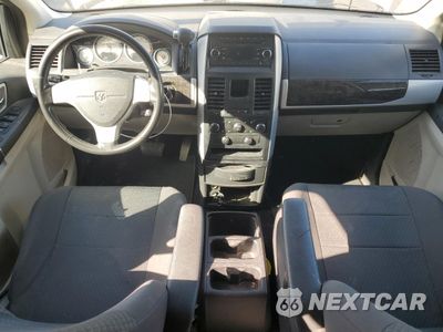 Zdjęcie 8 z 13 samochodu: 2010 DODGE GRAND CARAVAN SXT VIN:2D4RN5D15AR458832 - miniatura