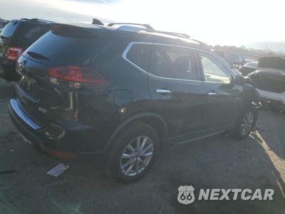 Trzecie zdjęcie samochodu z tyłu: 2020 NISSAN ROGUE S VIN:JN8AT2MT1LW030609 - miniatura
