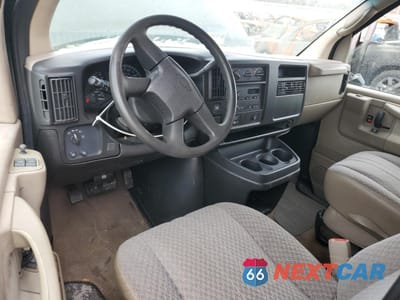 Zdjęcie 8 z 13 samochodu: 2005 CHEVROLET EXPRESS G3500 VIN:1GAHG39U651214586 - miniatura