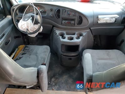 Zdjęcie 8 z 13 samochodu: 2004 FORD ECONOLINE E150 VAN VIN:1FTRE14W44HB00932 - miniatura