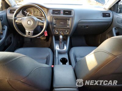 Zdjęcie 8 z 14 samochodu: 2012 VOLKSWAGEN JETTA SE VIN:3VWDP7AJ5CM427301 - miniatura