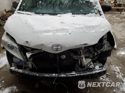 Zdjęcie 12 z 13 samochodu: 2015 TOYOTA SIENNA VIN:5TDZK3DCXFS611487 - miniatura