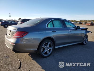 Trzecie zdjęcie samochodu z tyłu: 2019 MERCEDES-BENZ E 300 4MATIC VIN:WDDZF4KBXKA522407 - miniatura