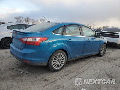 Trzecie zdjęcie samochodu z tyłu: 2012 FORD FOCUS TITANIUM VIN:1FAHP3J28CL313497 - miniatura