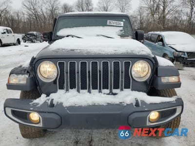 Piąte zdjęcie samochodu w środku: 2018 JEEP WRANGLER UNLIMITED SAHARA VIN:1C4HJXEGXJW260824 - miniatura