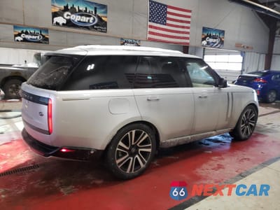 Trzecie zdjęcie samochodu z tyłu: 2023 LAND ROVER RANGE ROVER SE VIN:SALKP9E73PA066294 - miniatura