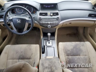 Zdjęcie 8 z 14 samochodu: 2011 HONDA ACCORD LX VIN:1HGCP2F32BA151474 - miniatura