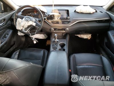 Zdjęcie 8 z 13 samochodu: 2019 NISSAN ALTIMA PLATINUM VIN:1N4BL4FW3KC191147 - miniatura