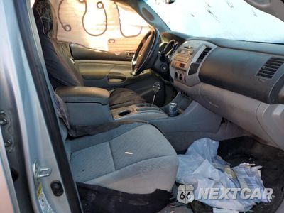 Zdjęcie 7 z 12 samochodu: 2010 TOYOTA TACOMA DOUBLE CAB VIN:5TELU4EN8AZ687095 - miniatura