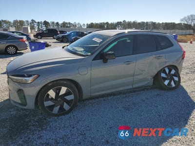 2024 VOLVO XC60 PLUS YV4H60DL6R1947389 - główne zdjęcie licytacji z USA - miniatura