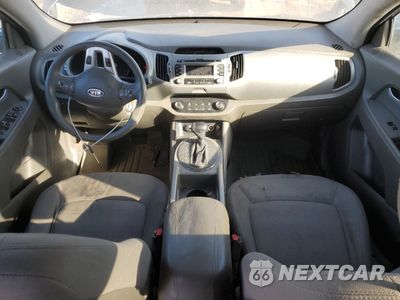 Zdjęcie 8 z 12 samochodu: 2012 KIA SPORTAGE BASE VIN:KNDPB3A24C7223700 - miniatura