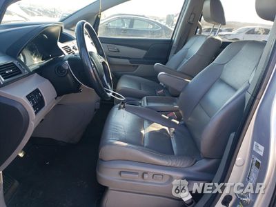 Zdjęcie 7 z 15 samochodu: 2013 HONDA ODYSSEY TOURING VIN:5FNRL5H98DB075227 - miniatura