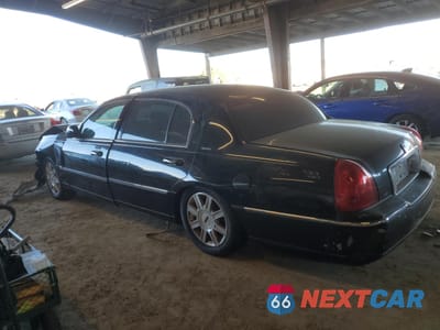 Drugie zdjęcie samochodu z przodu: 2008 LINCOLN TOWN CAR EXECUTIVE L VIN:2LNHM84W78X663465 - miniatura