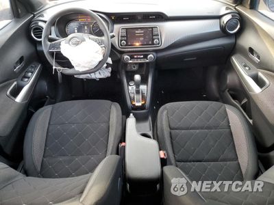 Zdjęcie 8 z 15 samochodu: 2020 NISSAN KICKS SV VIN:3N1CP5CVXLL560311 - miniatura