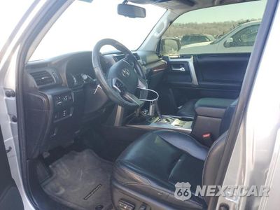Zdjęcie 7 z 14 samochodu: 2015 TOYOTA 4RUNNER SR5 VIN:JTEBU5JR5F5261409 - miniatura