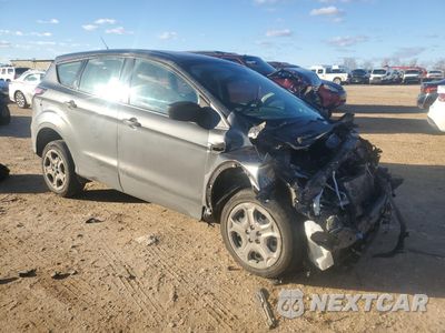 Czwarte zdjęcie samochodu z boku: 2017 FORD ESCAPE S VIN:1FMCU0F76HUE02420 - miniatura