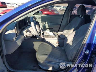 Zdjęcie 7 z 13 samochodu: 2023 HYUNDAI ELANTRA SEL VIN:KMHLM4AG2PU484398 - miniatura