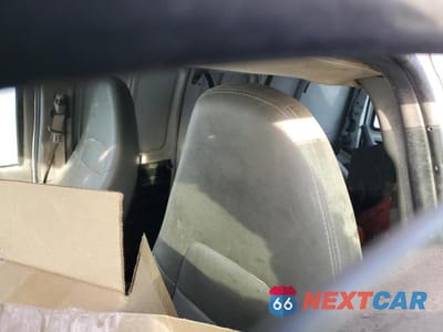 Zdjęcie 10 z 13 samochodu: 2012 CHEVROLET EXPRESS G2500 VIN:1GCWGFCA2C1166287 - miniatura