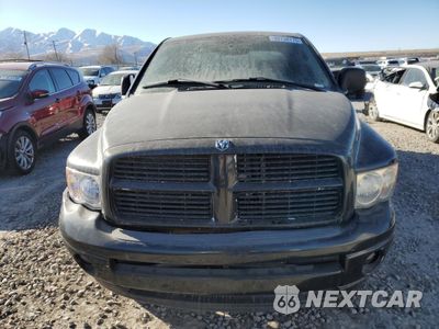 Piąte zdjęcie samochodu w środku: 2004 DODGE RAM 1500 VIN:1B7HA18N72J118436 - miniatura