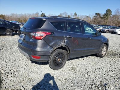 Trzecie zdjęcie samochodu z tyłu: 2018 FORD ESCAPE SEL VIN:1FMCU9HD9JUA49779 - miniatura