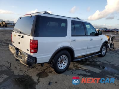 Trzecie zdjęcie samochodu z tyłu: 2000 FORD EXPEDITION XLT VIN:1FMEU15L3YLC38921 - miniatura