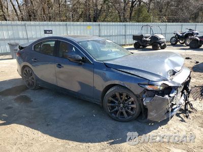Czwarte zdjęcie samochodu z boku: 2024 MAZDA 3 PREFERRED VIN:3MZBPBCM7RM415645 - miniatura