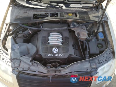 Zdjęcie 11 z 12 samochodu: 2003 VOLKSWAGEN PASSAT GLX VIN:WVWRH63B73P038515 - miniatura