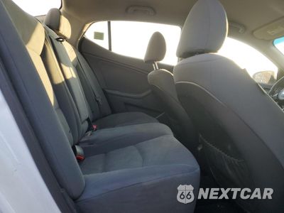 Zdjęcie 10 z 12 samochodu: 2015 KIA OPTIMA LX VIN:KNAGM4A71F5591194 - miniatura