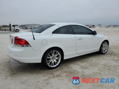 Trzecie zdjęcie samochodu z tyłu: 2008 VOLVO C70 T5 VIN:YV1MC67238J051009 - miniatura