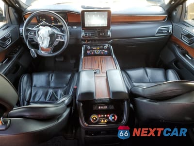 Zdjęcie 8 z 16 samochodu: 2019 LINCOLN NAVIGATOR L SELECT VIN:5LMJJ3JT5KEL06931 - miniatura