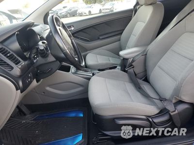 Zdjęcie 7 z 12 samochodu: 2014 KIA FORTE EX VIN:KNAFX6A89E5244623 - miniatura