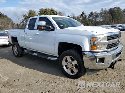Czwarte zdjęcie samochodu z boku: 2018 CHEVROLET SILVERADO K2500 HEAVY DUTY LT VIN:1GC2KVEG8JZ190052 - miniatura