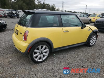 Trzecie zdjęcie samochodu z tyłu: 2002 MINI COOPER S VIN:WMWRE33412TD54930 - miniatura