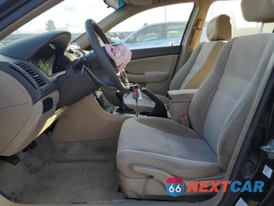 Zdjęcie 7 z 12 samochodu: 2003 HONDA ACCORD LX VIN:1HGCM55313A140267 - miniatura